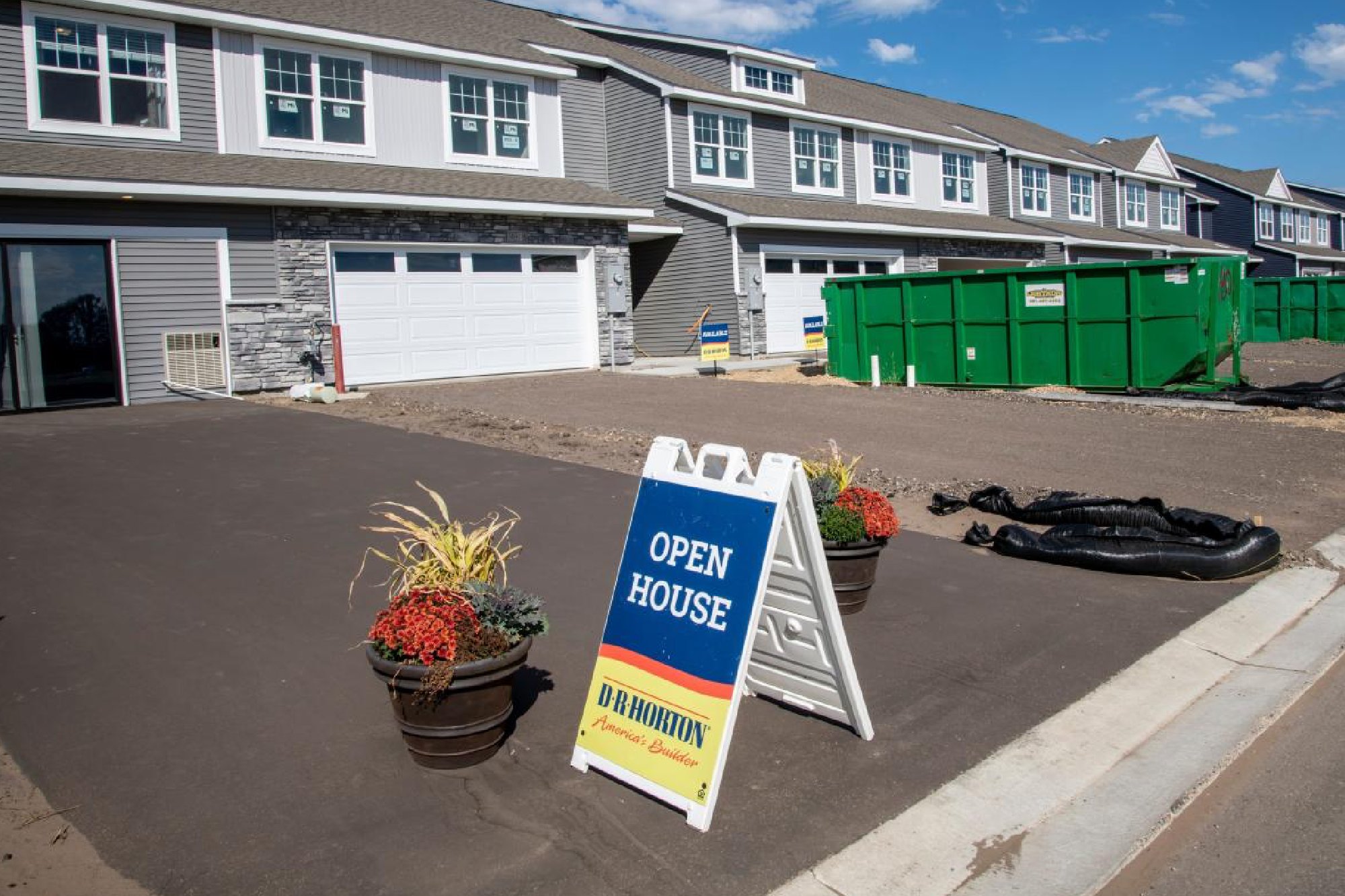 ce94b33d-51b3-4945-bb4e-a1c17999b641 ce94b33d-51b3-4945-bb4e-a1c17999b641